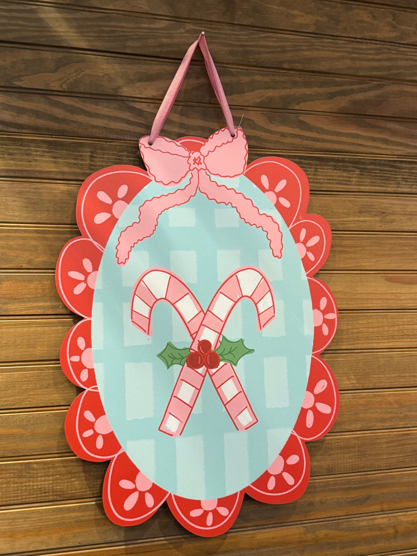 Scalloped Candy Cane Doorhanger