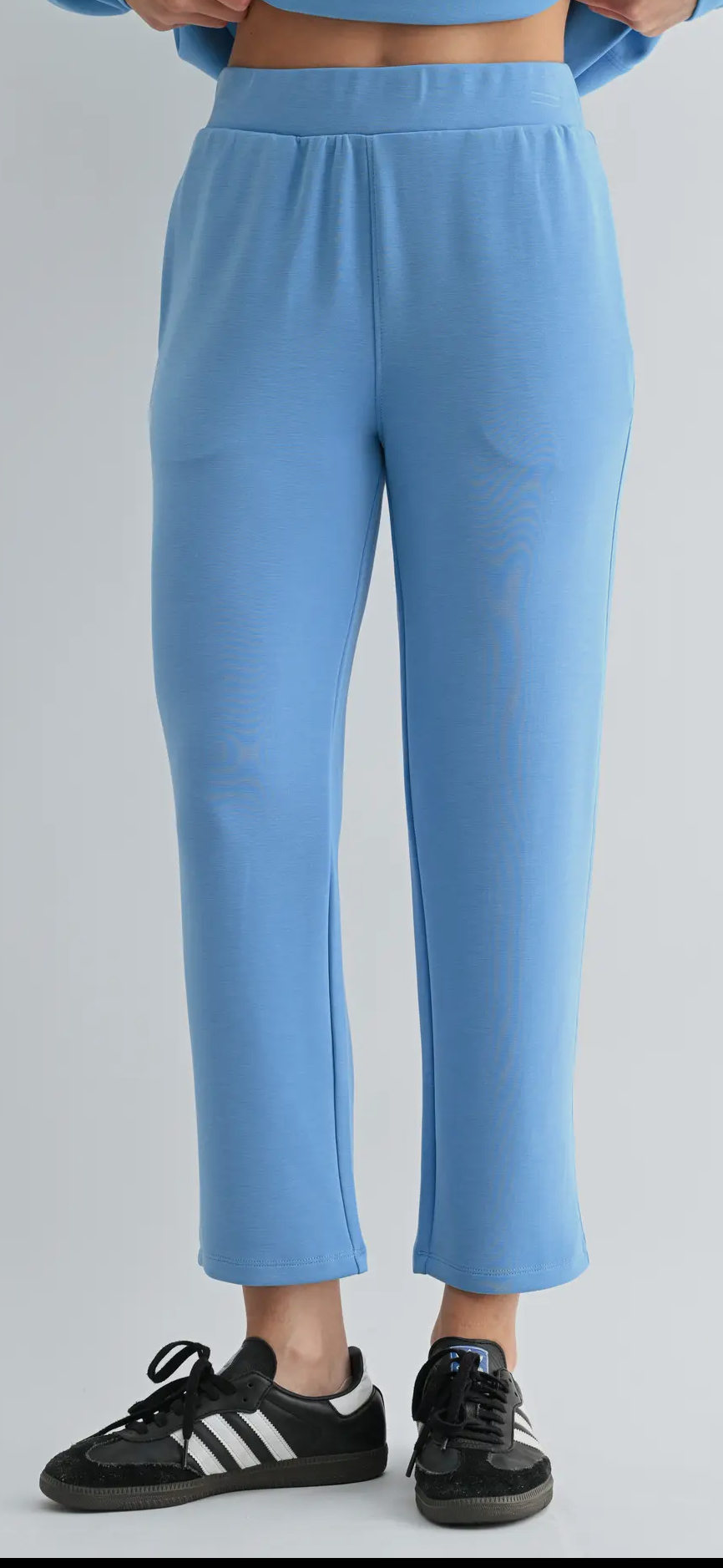 Laguna 1/4 Zip & Crop Pant Set
