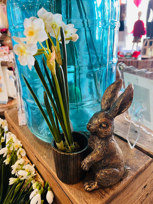 8" Gold Bunny w/Basket