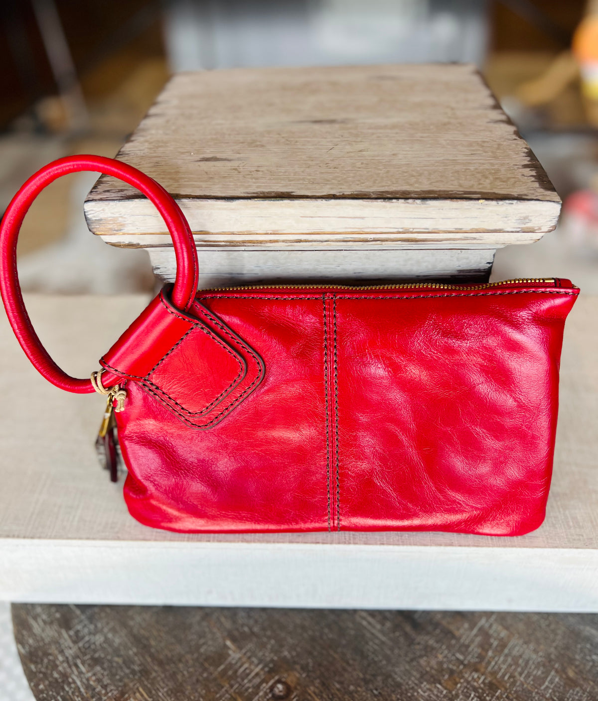 Sable Wristlet- True Red