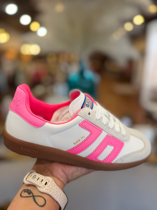 Cloud Fluorescent Pink