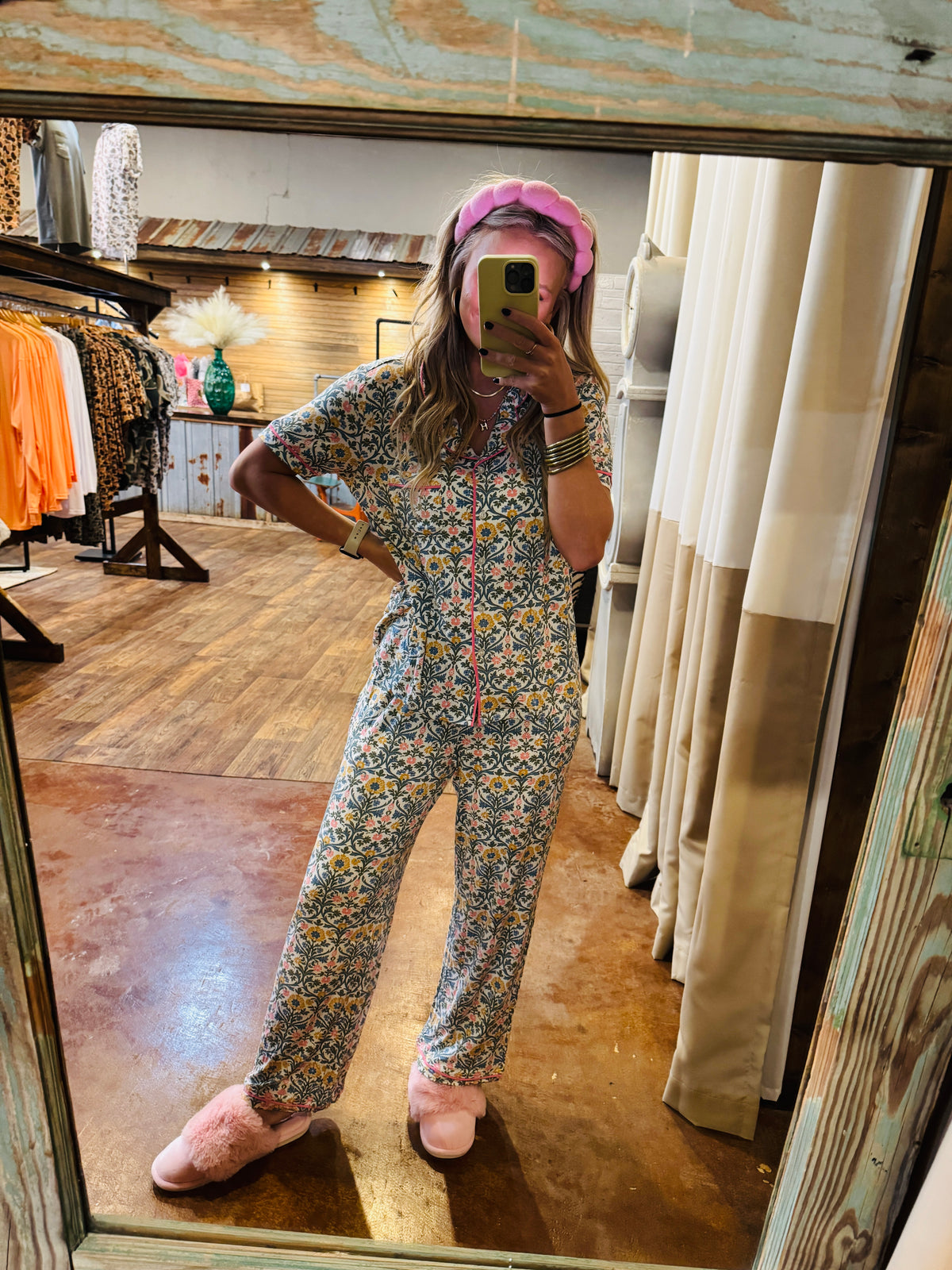 Mary Square Charlotte Pajama Set