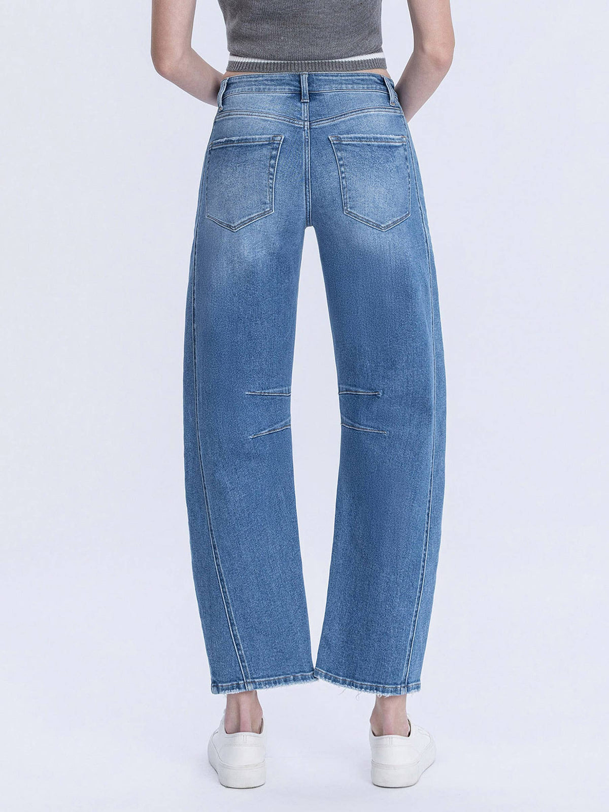 HIGH RISE MED WASH BARREL JEANS