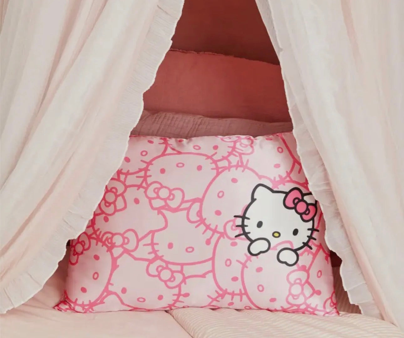 Hello Kitty x Kitsch Pillowcase