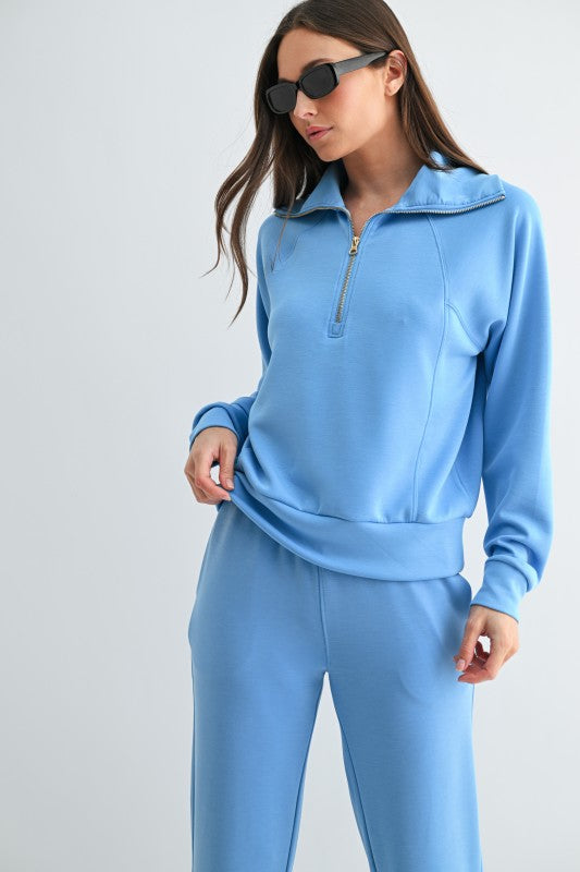 Laguna 1/4 Zip & Crop Pant Set