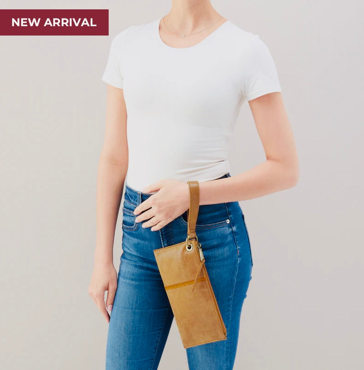 Vida Buffed Wristlet