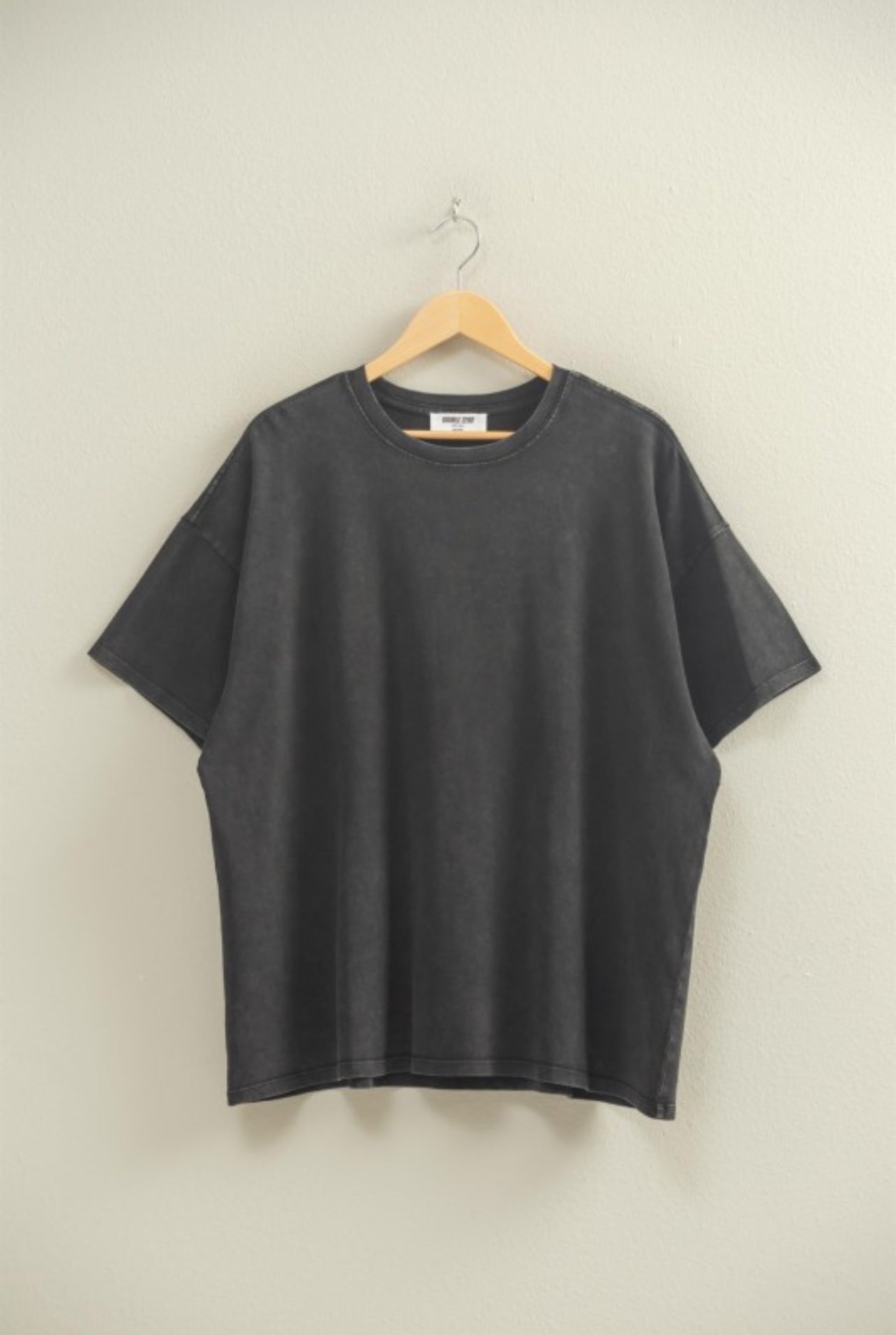 BASIC TEE