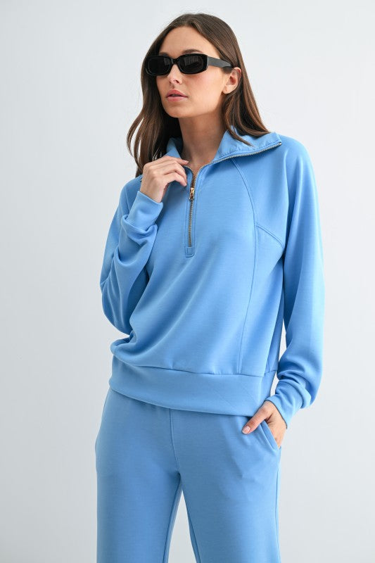 Laguna 1/4 Zip & Crop Pant Set