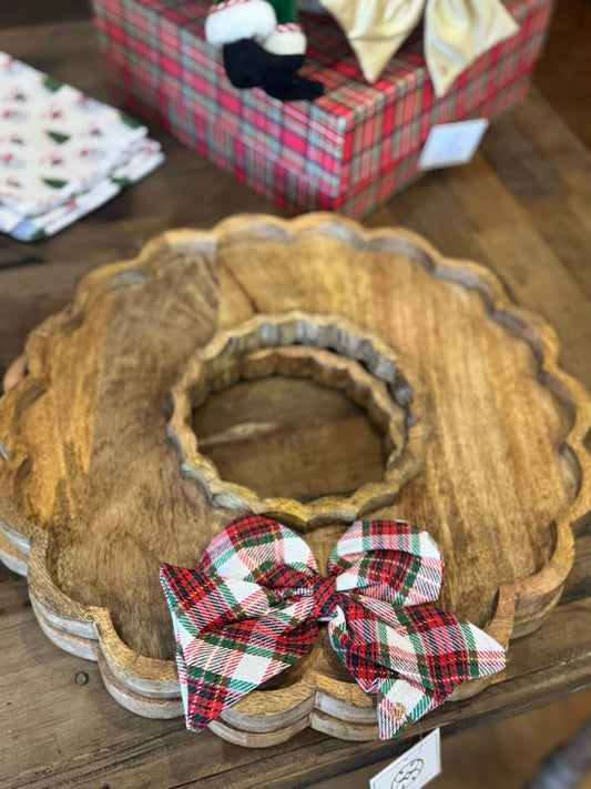 Magnetic Bow Board- Wreath