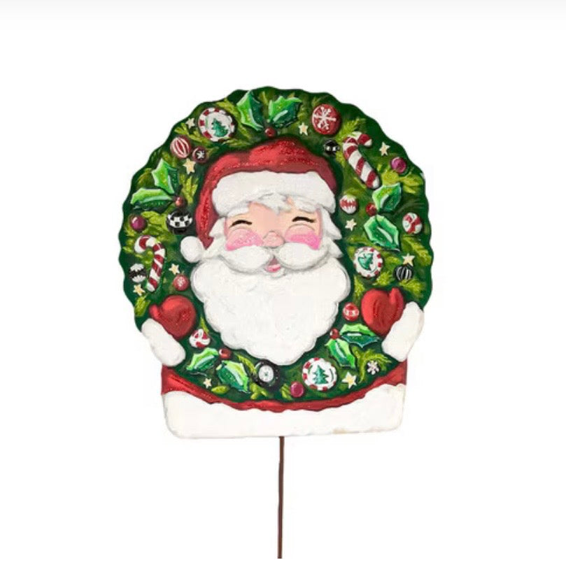 Belly Laugh Santa in Wreath