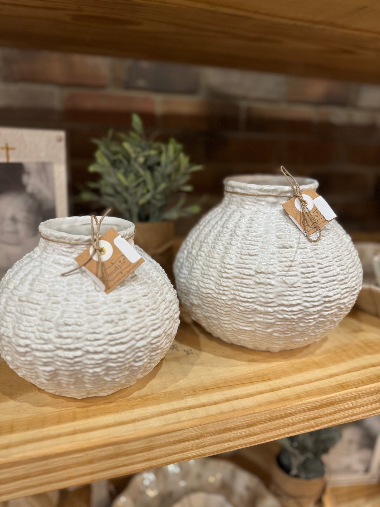 Lg Round Ceramic Vase